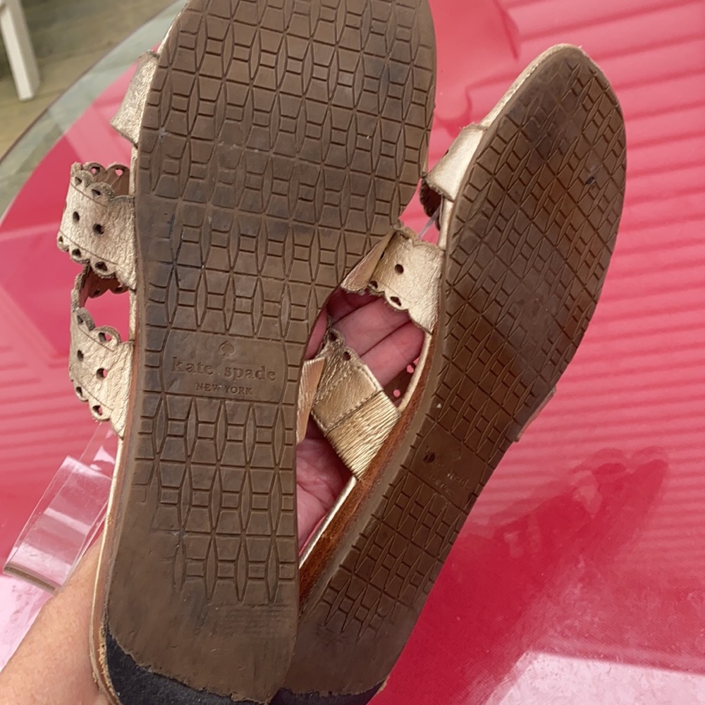 Kate spade gold leather sandals size 10 - Picture 5 of 7